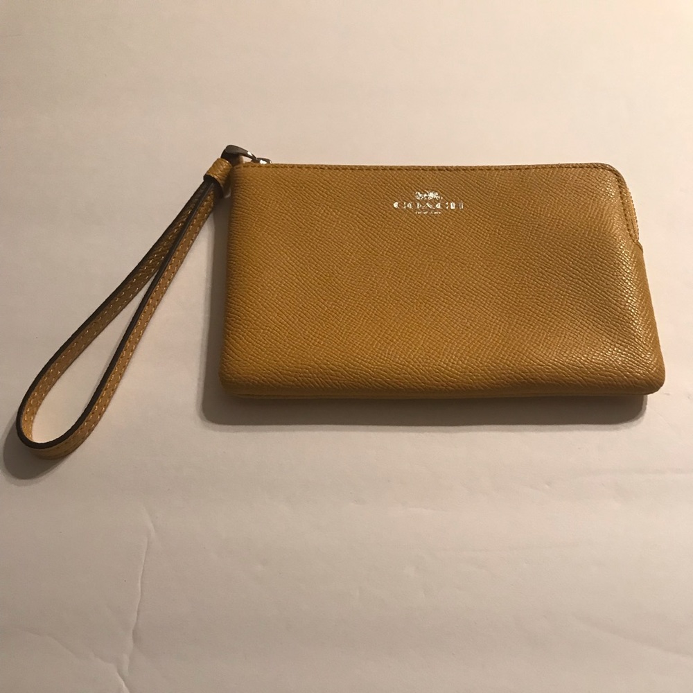 Coach Mustard wristlet